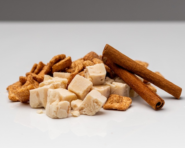 Cinnamon Toasty Crunch fudge