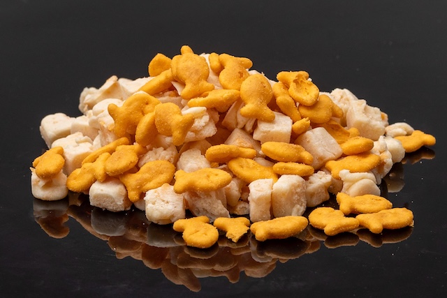 Golden Fish Cracker Fudge